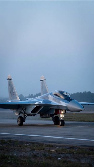 Последствия разрушительной силы: прогулка по забвению #война #авиация #потеря