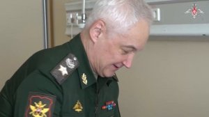 В одиночку державшему оборону 68 дней бойцу СВО Ярашеву вручили «Золотую Звезду»