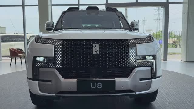 BYD YANGWANG U8 2026 обзор