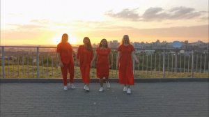 белый, синий, красный .mp4