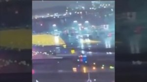 В США самолет врезался в пожарную машину в аэропорту