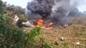 Самолет Hercules C-130 ВВС Колумбии с более чем 100 военными потерпел крушение, сообщает Caracol.