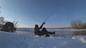 весенний Клёв щуки перед нерестом. Рыбалка на спиннинг