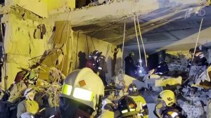 Два человека погибли и восемь пострадали в результате взрыва в жилом доме в Севастополе.