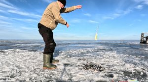 ВЕСЕННЯЯ КОРЮШКА, ПРАЗДНИК ДЛЯ РЫБАКОВ, СОЛНЦЕ, КЛЁВ , НУ РАЗВЕ ЭТО НЕ СЧАСТЬЕ!