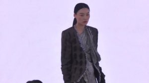 👗Модные коллекции от ИИ на Неделе моды в Пекине