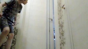 Когда остались дома вдвоём с сестрой