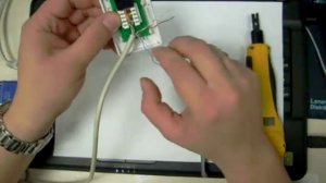 Обжим компьютерной розетки Cat 5e