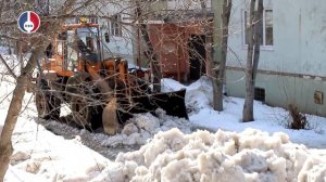 Дорожно-коммунальная служба за выходные дни вывезла 125 самосвалов снега