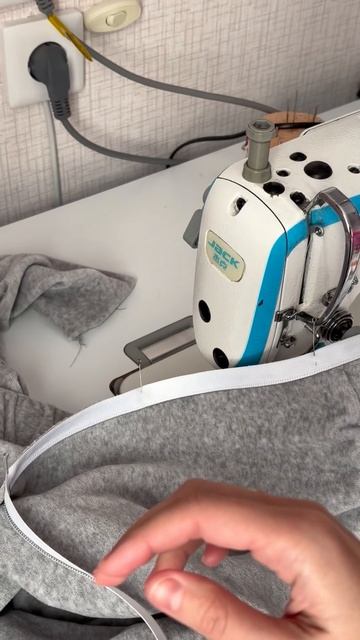 Молния в трикотажном изделии без волн и перекосов✂️