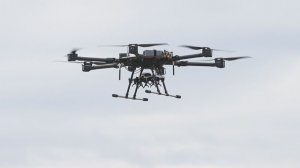 Коптер вместо трактора: фермер в Турции взмыл в воздух, чтобы не вязнуть в грязи