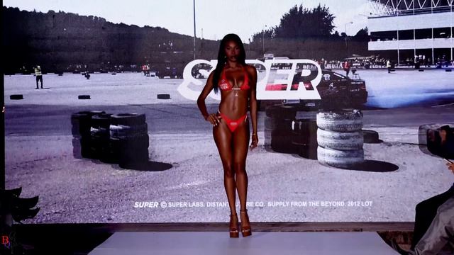 Суперцветые купальники. Неделя плавания в Майами 2025. 4K UHD