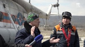 Спасатели КЧР провели учения по беспарашютномудесантированию с вертолетов