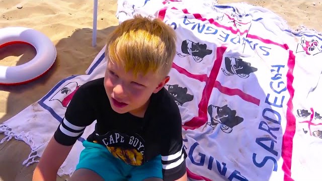 Софунья Шалунья - София ХОЧЕТ быть СТАРШЕЙ.