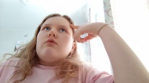 Обзор на покупочки но пошло что то не поплану и получилось больше разговорно-эмоциональное видео.