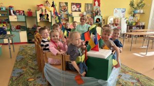 Визитная карточка Я-педагог, воспитатель Титова Ю.В.