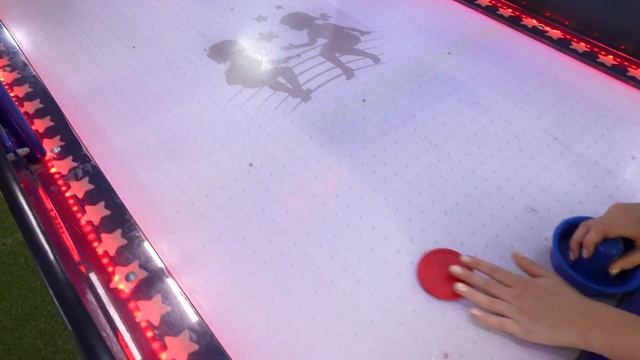 Алиса Шоу - Алиса и Медведь - Кто круче(1080P_60FPS)