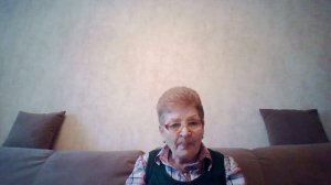 Измывается над своими подписчиками