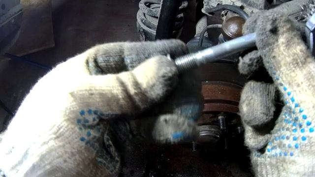 задние суппорта перебираем (профилактика)