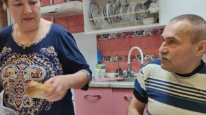 Жизнь в деревне 🏡 домашние дела // к Ларисе за рассадой //