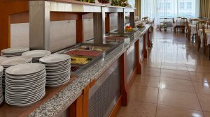 Шведский стол в санатории Димитрова