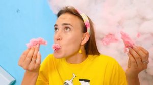 Крис и Мама - Веселая история с детскими масками