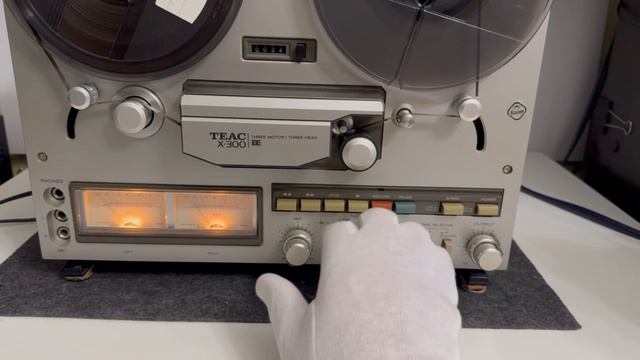 Катушечный магнитофон Teac X-300 смотреть онлайн