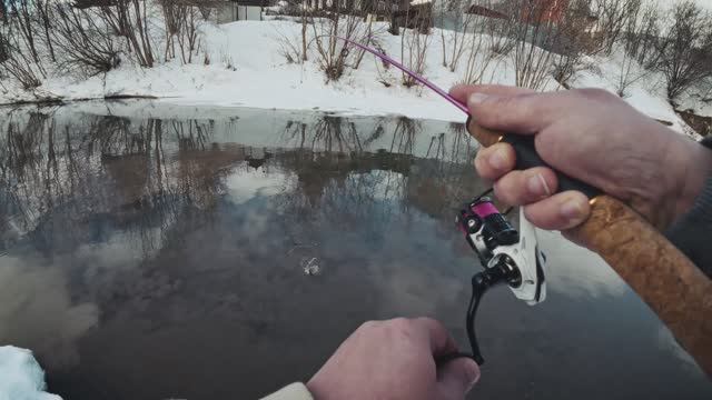 Рыбалка 2026. Первая пойманная рыбка сезона