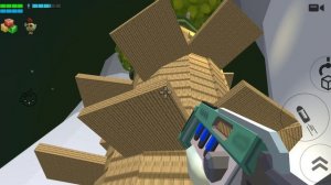 просто играл в чикен ган