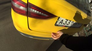 занимаюсь своим бытом и работаю в ТАКСИ на ЛАДА ВЕСТА по Москве