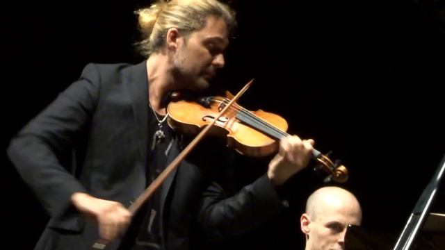 David Garrett - J.Brahms: Violin Sonata N 3 in D minor, Op.108: I. Allegro, fragm. 2 - Recital 2015 смотреть онлайн