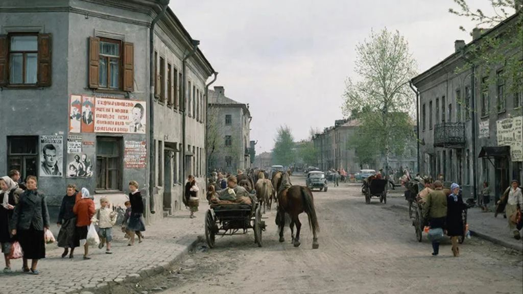Самая правдивая книга о той войне, только подлинные документы, ничего лишнего...