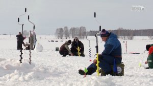 Ловись рыбка большая и маленькая: в Братском районе прошла традиционная зимняя рыбалка