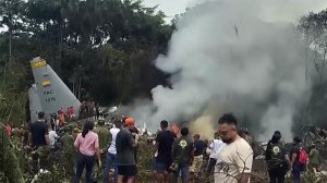 Число погибших в результате крушения военно-транспортного самолета в Колумбии выросло до 66.