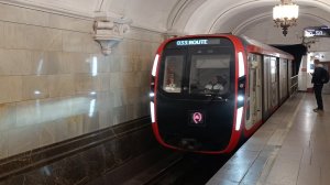 Метро Москвы очень красивая станция Комсомольская самое красивое в мире метро