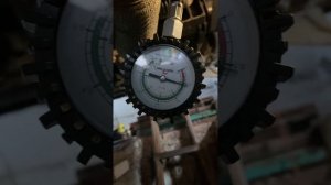 Давление масла Шевроле Лачетти 5d. Горит масленка и какие-то стуки снизу)