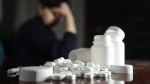 Лекарство от здоровья: россияне злоупотребляют витамином D