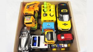 Мультики для детей про Машинки в коробке. Яркая гонка на трассе. Мультики машинки для малышей