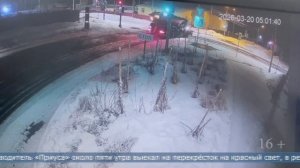 23.03.2026 При столкновении легковушки и «Камаза»  в Дальнем пострадали два человека