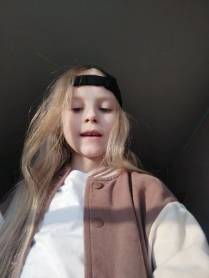 моя сестра играет на пианино