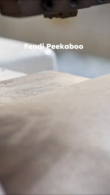 Нравится ли Вам Fendi Peekaboo?