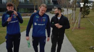 Сафонов вышел в стрим, Саша Сергеев встретился с Карпиным | Сборы. День 2