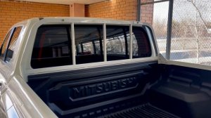 Mitsubishi L200 2025