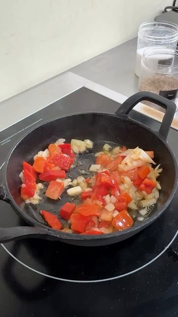 Шакшука на максималках. Кафе 