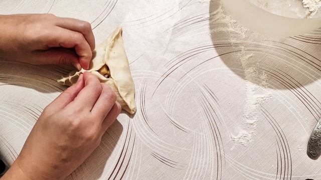 Татарские треугольники (эчпочмаки) с мясом — простой и вкусный рецепт