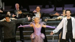 "Фиалка Монмартра" Полина Клинникова - "Карамболина"  поклоны 04 01 2022 Павел Иванов Анна Золотова