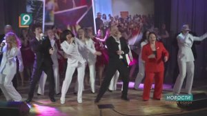 "Праздник к ним приходит!": сотрудники сферы культуры принимают поздравления