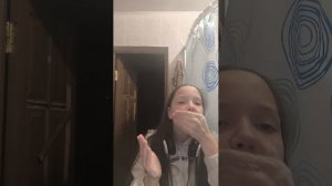 тренд пузырики изо рта.