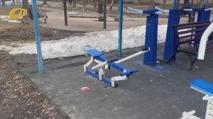 ЖЕЛЕЗНОГОРЕЦ ПОЖАЛОВАЛСЯ НА СОСТОЯНИЕ СПОРТПЛОЩАДКИ В 10-М МИКРОРАЙОНЕ