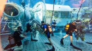 Космонавты П. Дубров и А.Кикина отработали замену панели в системе терморегулирования РС МКС